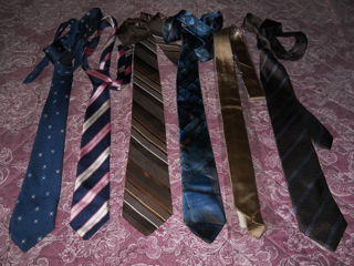 продам новые, фирменные галстуки по 60 лей foto 3