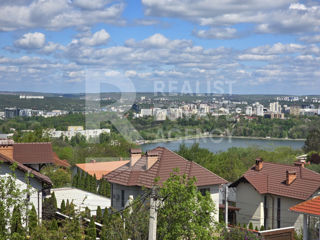 Vânzare, Townhouse, 3 nivele, 4 camere, strada Ciocârliei, Telecentru foto 3