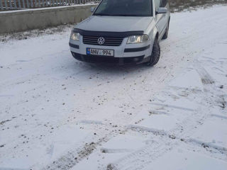 Volkswagen Passat foto 2