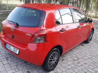 Toyota Yaris foto 3