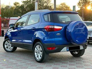 Ford EcoSport foto 3