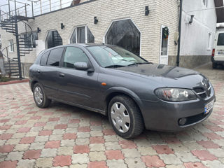 Nissan Almera foto 3