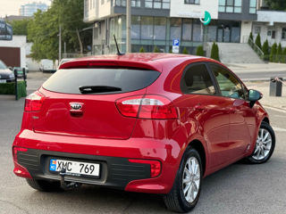 KIA Rio foto 4