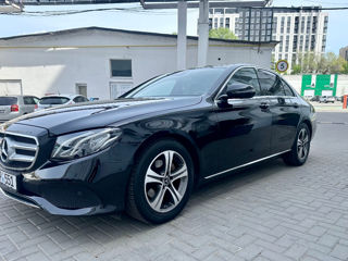 Mercedes E-Class foto 4