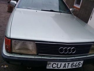 Audi 100 foto 5