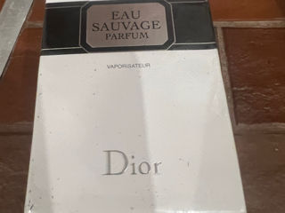 Dior foto 0