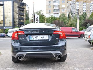 Volvo S60 foto 5