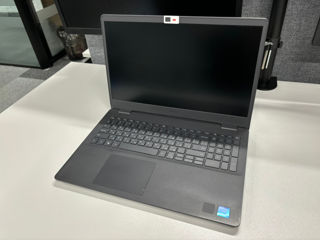 Dell Vostro 3500 11th i7-1165G7 RAM 16GB SSD 512GB foto 1