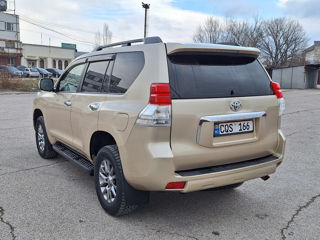 Toyota Land Cruiser Prado foto 3