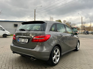 Mercedes B-Class foto 4