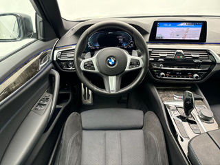 BMW 5 Series foto 4