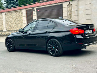 BMW 3 Series foto 4