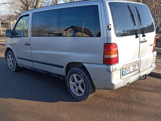 Mercedes Vito foto 2