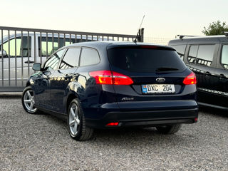 Ford Focus foto 9