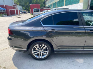 Volkswagen Passat foto 7