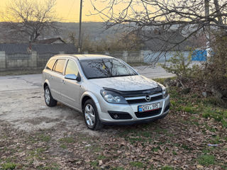 Opel Astra foto 2