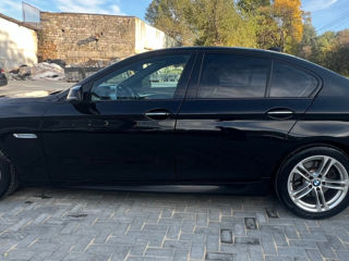 BMW 5 Series foto 6