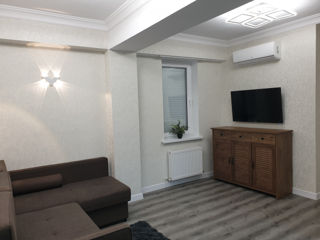 Apartament cu 3 camere, 85 m², Centru, Chișinău foto 2