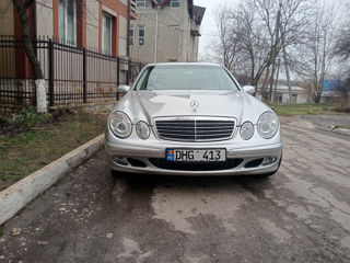 Mercedes E-Class foto 4