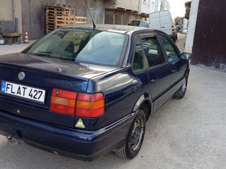 Volkswagen Passat foto 4