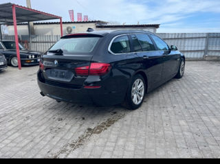 BMW 5 Series foto 5