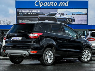 Ford Kuga foto 2