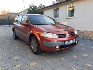 Renault Megane foto 2