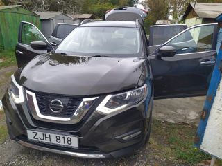 Nissan Rogue foto 8