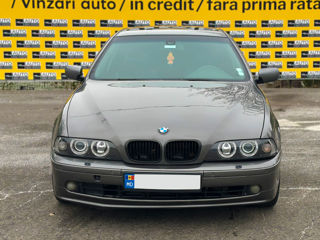 BMW 5 Series foto 4