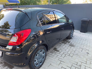 Opel Corsa foto 3