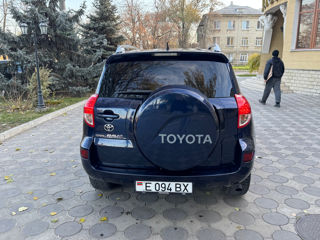 Toyota Rav 4 foto 5