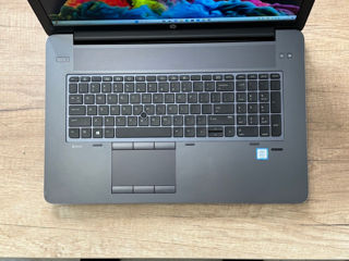 HP Zbook 17 G4 (i7/Ram 32Gb/SSD 1Tb NVMe/Quadro P3000 6Gb) foto 4