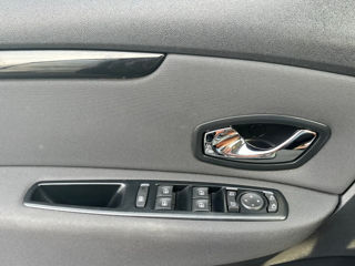 Renault Grand Scenic foto 17