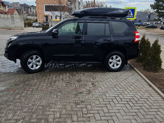 Toyota Land Cruiser Prado foto 2