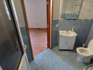 Apartament cu 2 camere, 72 m², Centru, Hîncești foto 8