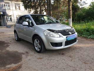 Suzuki SX4 foto 5