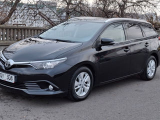 Toyota Auris foto 3