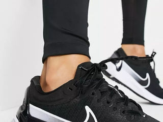 Nike running renew run 3, 39 наш размер