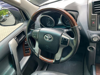Toyota Land Cruiser Prado foto 6