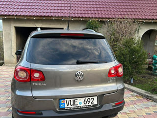 Volkswagen Tiguan foto 8