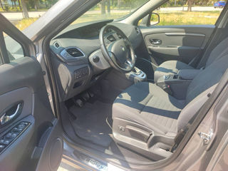 Renault Grand Scenic foto 8