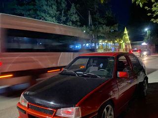 Opel Kadett foto 2