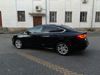 Chrysler 200 foto 6