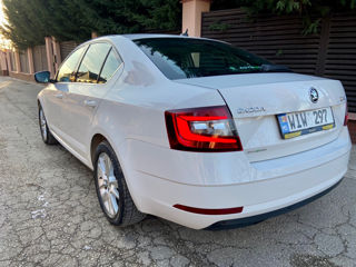 Skoda Octavia foto 3