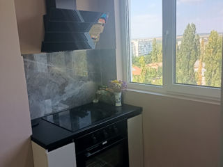 Apartament cu 3 camere, 72 m², 10 cartier, Bălți foto 3