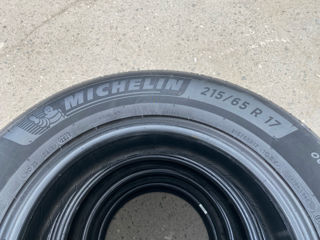215-65-17 Michelin foto 6