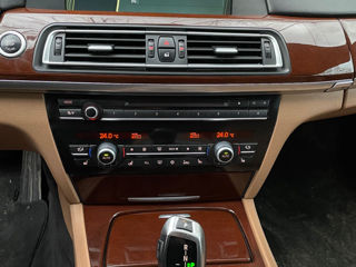 BMW 7 Series foto 6