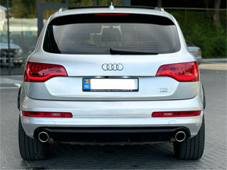 Audi Q7 foto 6