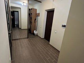 Apartament cu 2 camere, 65 m², Centru, Chișinău foto 5