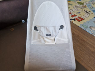 Шезлонг Babybjorn Mesh silver/white foto 2